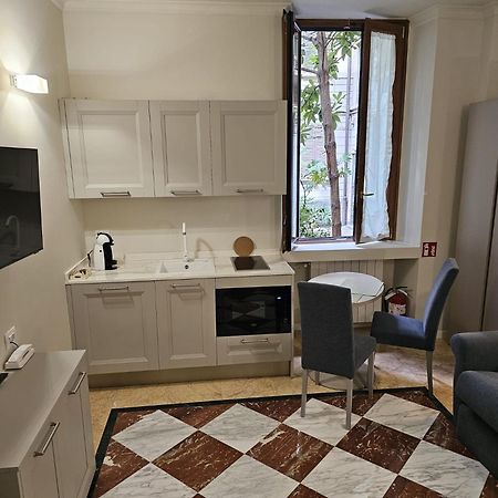 Andreola Central Hotel Milan Luaran gambar