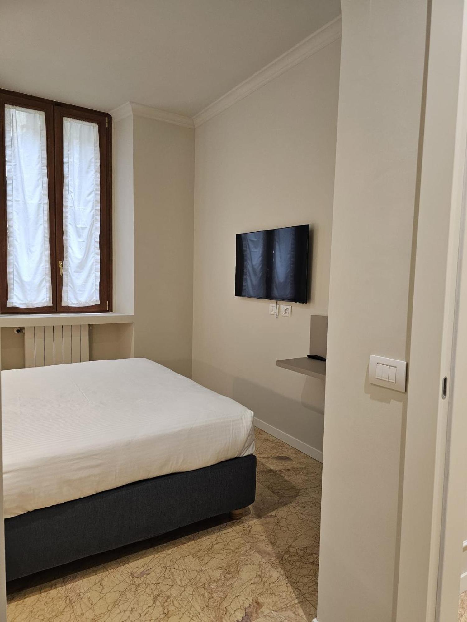 Andreola Central Hotel Milan Luaran gambar