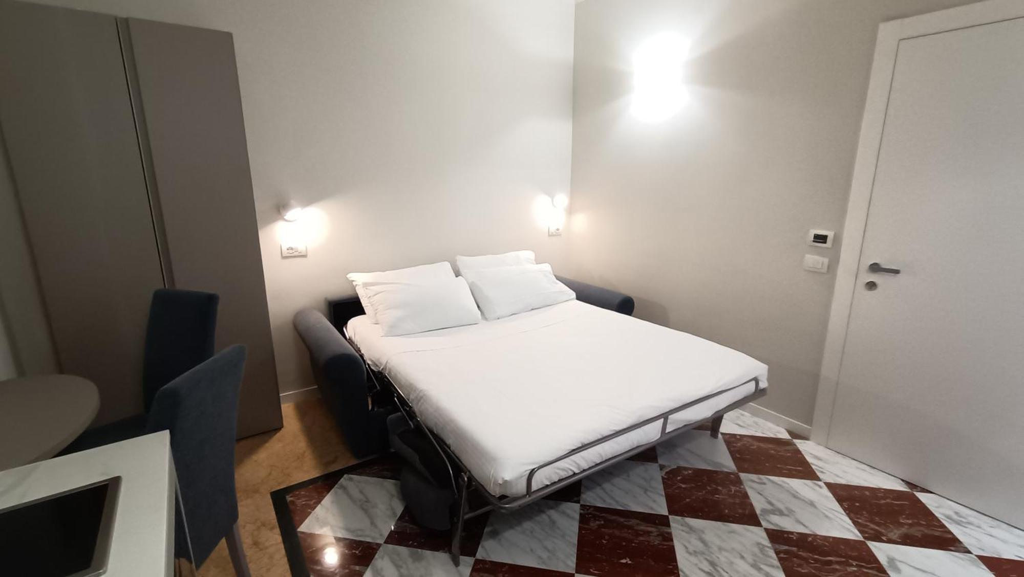 Andreola Central Hotel Milan Luaran gambar